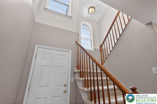 204 Hampshire Drive, Sellersville Boro, PA 18960