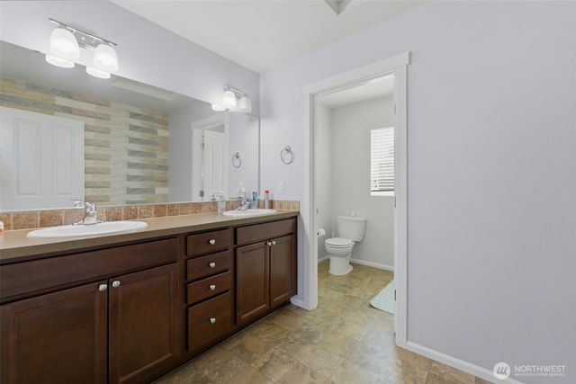 6626 Svea Court NE, Lacey, WA 98516