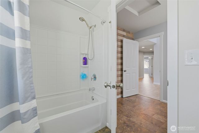 6626 Svea Court NE, Lacey, WA 98516
