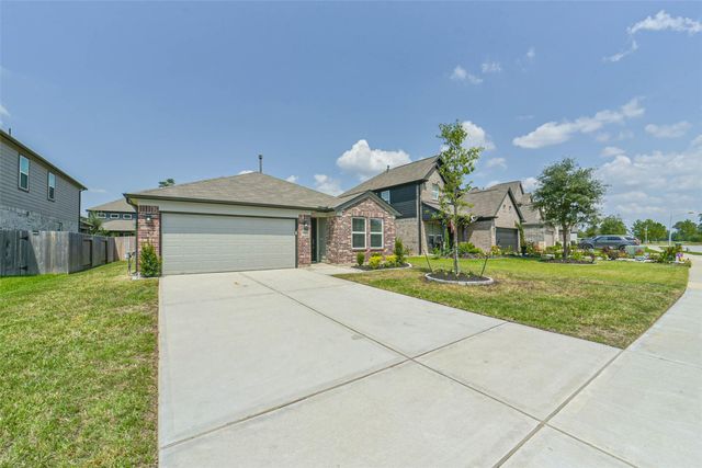 2815 Beech River Court, Conroe, TX 77301
