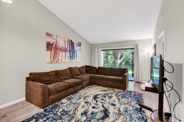 460 Hardwood Place, Boca Raton, FL 33431