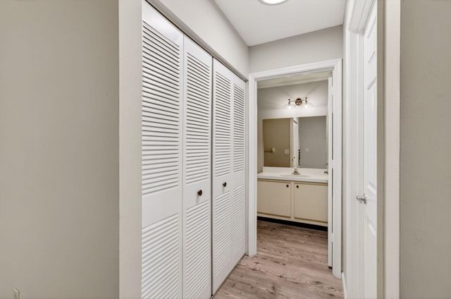 460 Hardwood Place, Boca Raton, FL 33431