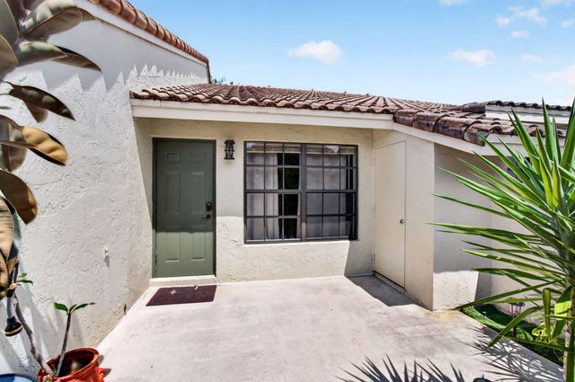 460 Hardwood Place, Boca Raton, FL 33431