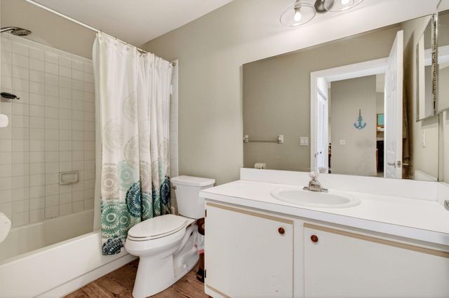 460 Hardwood Place, Boca Raton, FL 33431