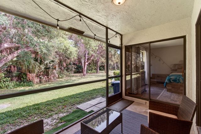 460 Hardwood Place, Boca Raton, FL 33431