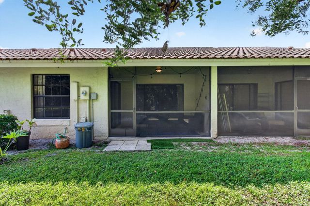 460 Hardwood Place, Boca Raton, FL 33431