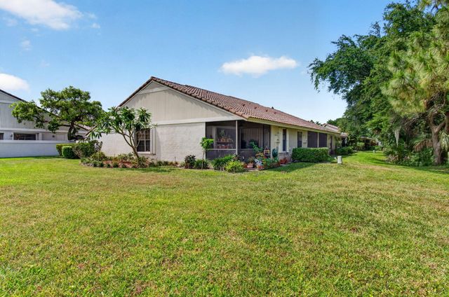 460 Hardwood Place, Boca Raton, FL 33431