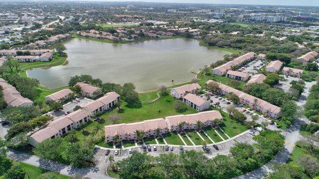 460 Hardwood Place, Boca Raton, FL 33431
