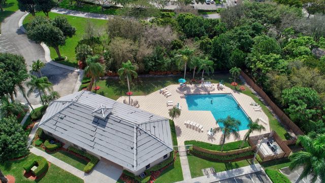 460 Hardwood Place, Boca Raton, FL 33431