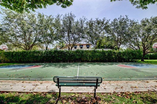 460 Hardwood Place, Boca Raton, FL 33431