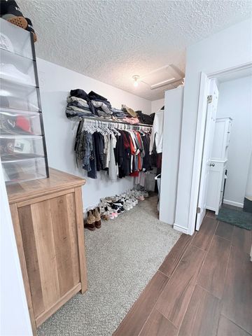 528 Belmont Drive, Friendswood, TX 77546