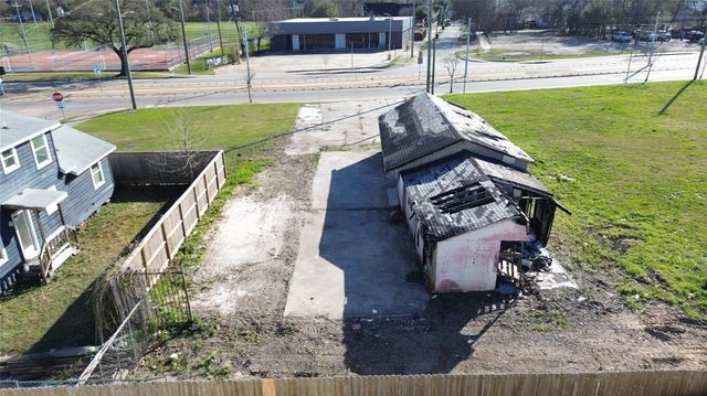 4815 Harrisburg Boulevard, Houston, TX 77011