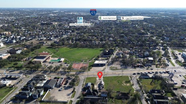 4815 Harrisburg Boulevard, Houston, TX 77011