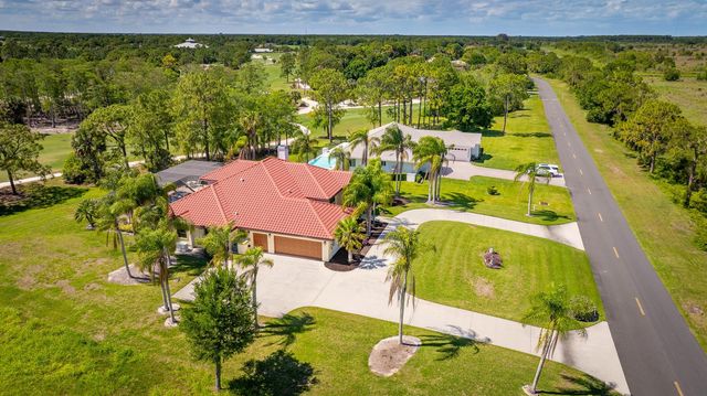 18680 SE Old Trail Drive E, Jupiter, FL 33478