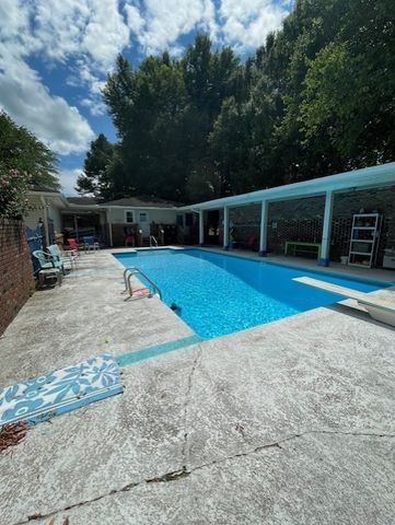 111 Grandview Dr, Lawrenceburg, TN 38464