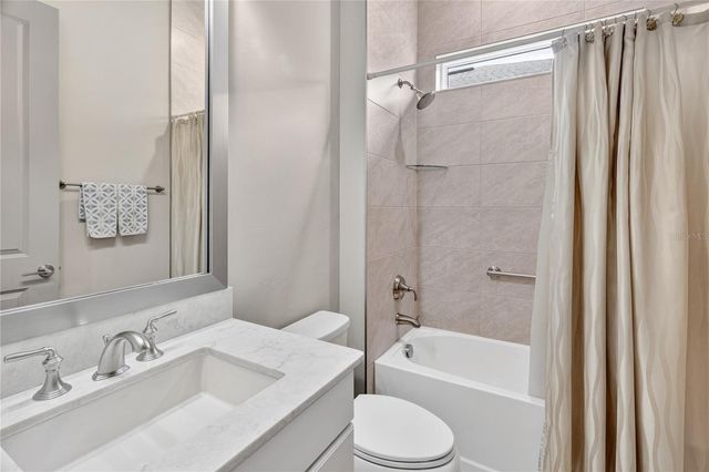 11069 SW 38TH BOULEVARD, Gainesville, FL 32608