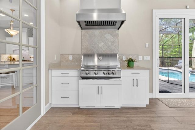 11069 SW 38TH BOULEVARD, Gainesville, FL 32608