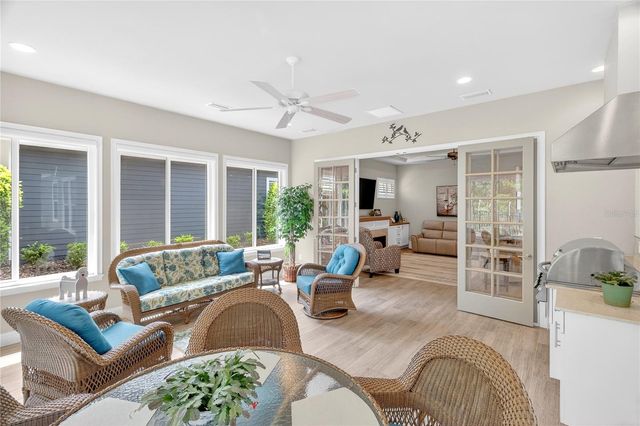 11069 SW 38TH BOULEVARD, Gainesville, FL 32608