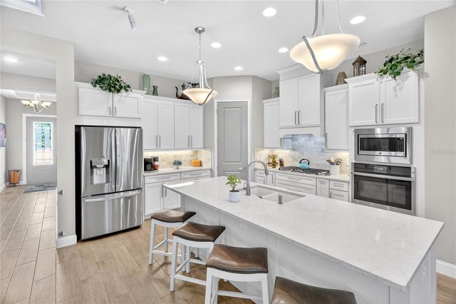 11069 SW 38TH BOULEVARD, Gainesville, FL 32608