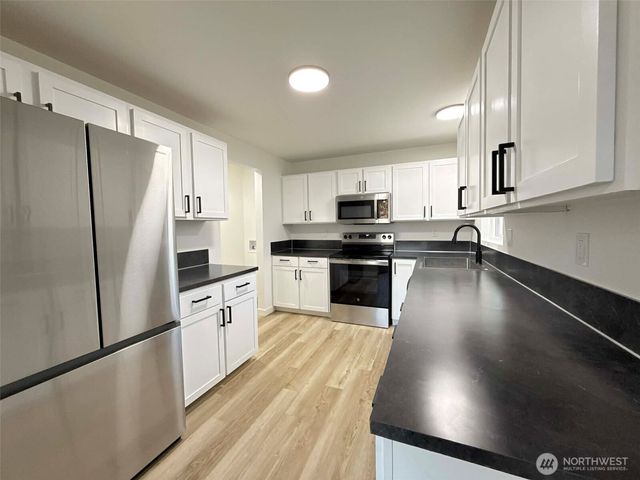 1807 Harding Road, Aberdeen, WA 98520