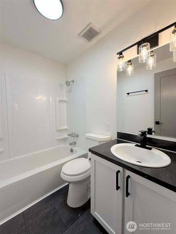 1807 Harding Road, Aberdeen, WA 98520