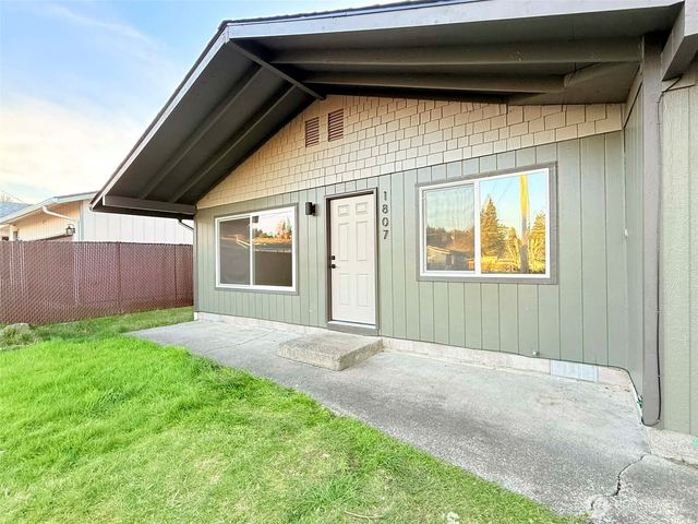 1807 Harding Road, Aberdeen, WA 98520