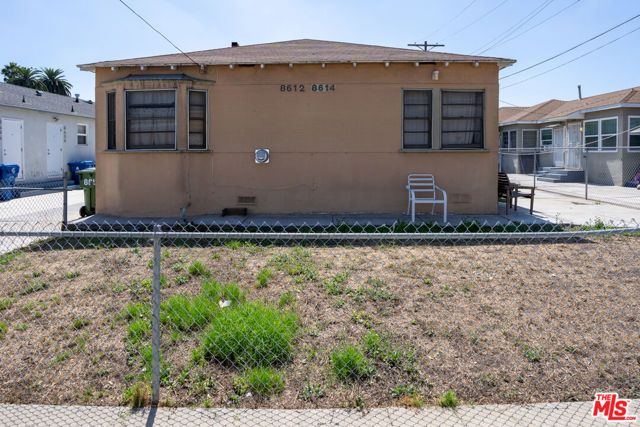 8612 Beverlywood Street, Los Angeles, CA 90034