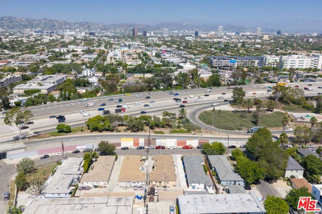8612 Beverlywood Street, Los Angeles, CA 90034