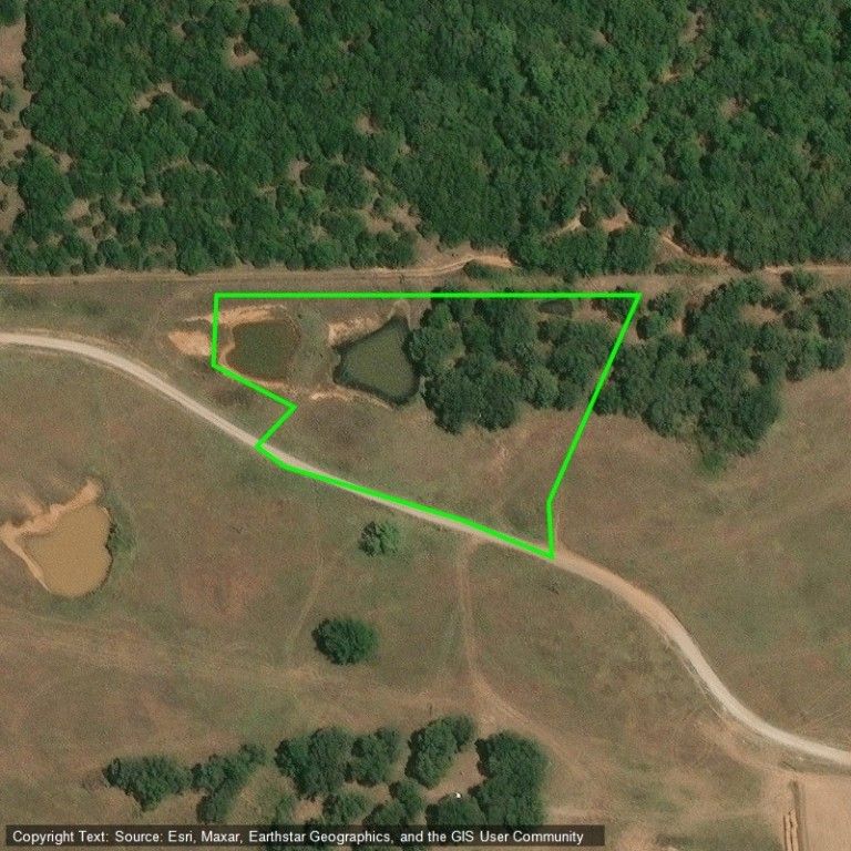 338 N Hawthorn Circle, Tecumseh, OK 74873