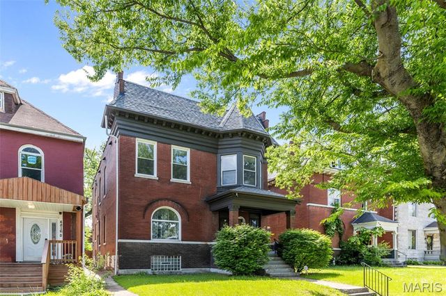 4818 Greer Avenue 1st Floor, St Louis, MO 63115