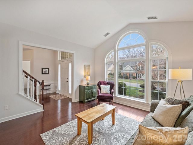 9822 Zackery Avenue, Charlotte, NC 28277