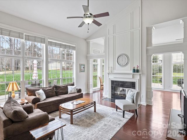 9822 Zackery Avenue, Charlotte, NC 28277