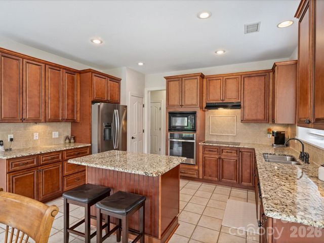 9822 Zackery Avenue, Charlotte, NC 28277