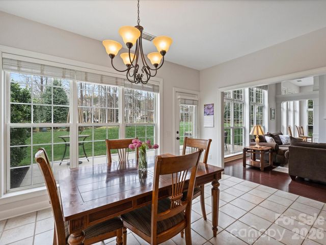 9822 Zackery Avenue, Charlotte, NC 28277