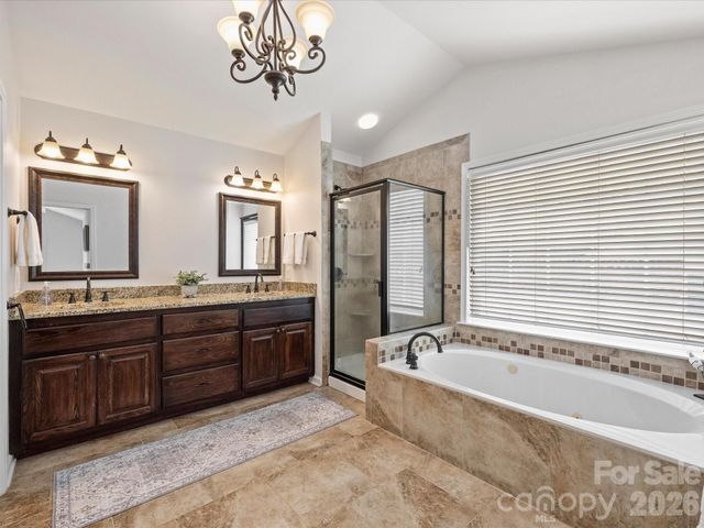 9822 Zackery Avenue, Charlotte, NC 28277