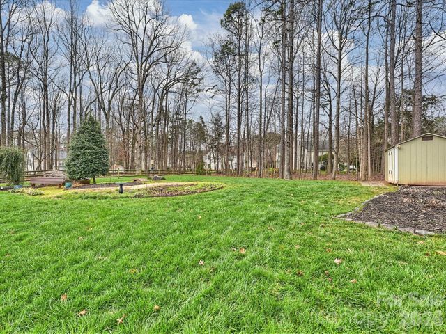 9822 Zackery Avenue, Charlotte, NC 28277