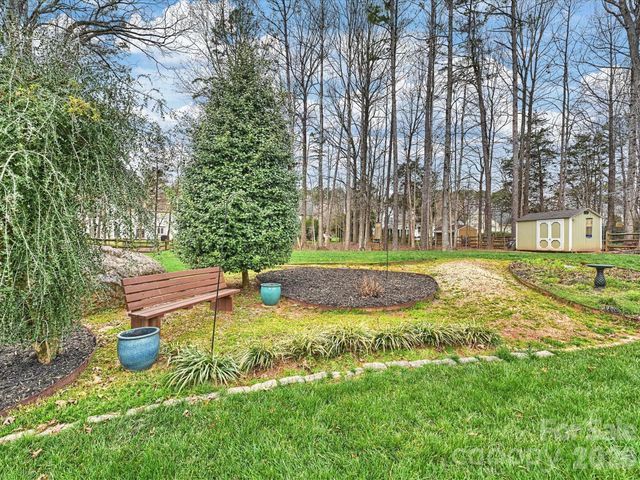 9822 Zackery Avenue, Charlotte, NC 28277