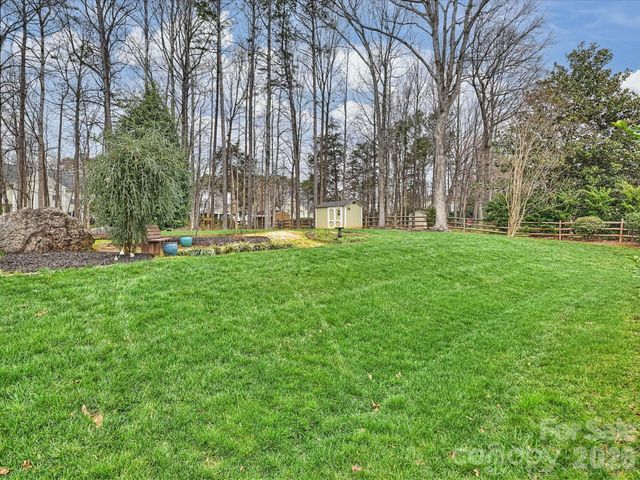 9822 Zackery Avenue, Charlotte, NC 28277