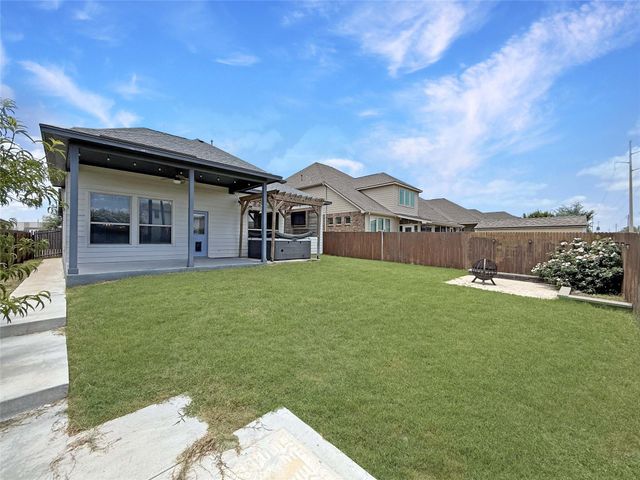 429 Rusk Bluff Ave, Leander, TX 78641