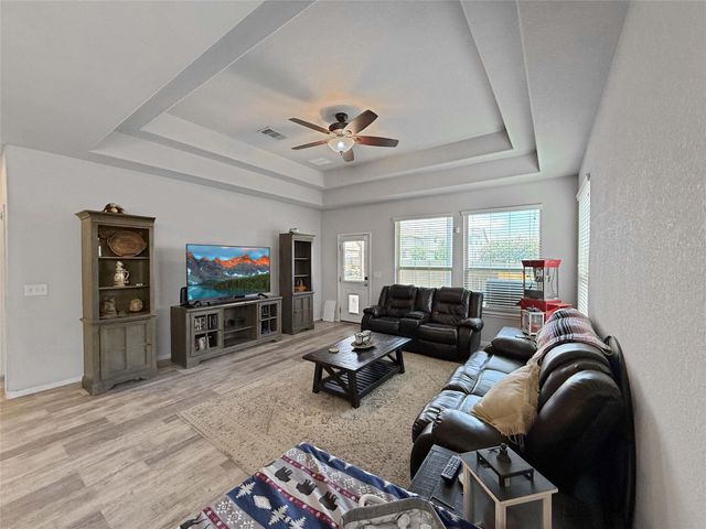 429 Rusk Bluff Ave, Leander, TX 78641