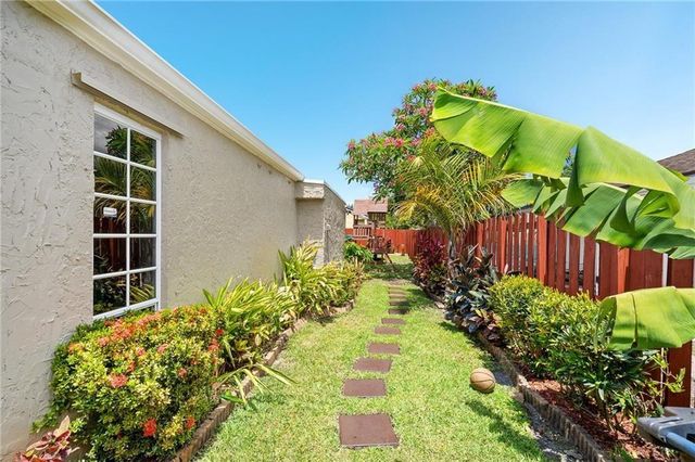 4984 SW 95th Ave, Cooper City, FL 33328