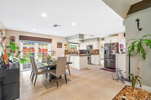 4984 SW 95th Ave, Cooper City, FL 33328