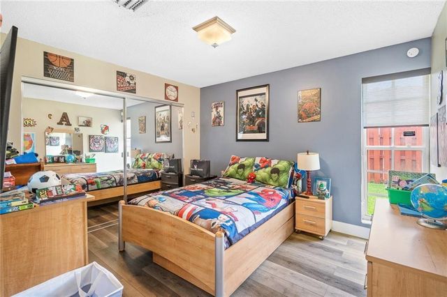 4984 SW 95th Ave, Cooper City, FL 33328