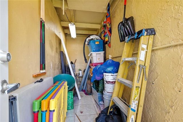 4984 SW 95th Ave, Cooper City, FL 33328