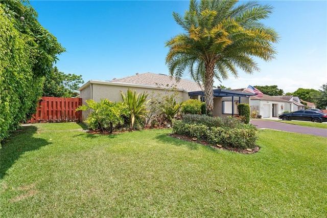 4984 SW 95th Ave, Cooper City, FL 33328