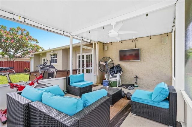 4984 SW 95th Ave, Cooper City, FL 33328