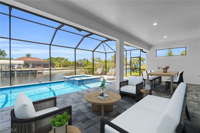 9402 Arrid CIR, Port Charlotte, FL 33981