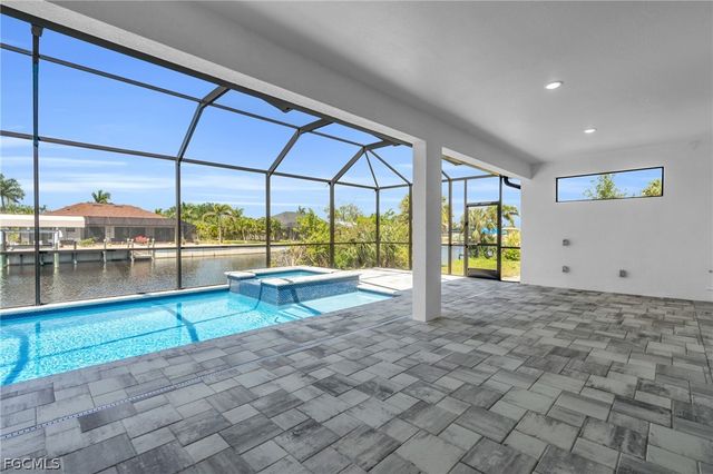 9402 Arrid CIR, Port Charlotte, FL 33981