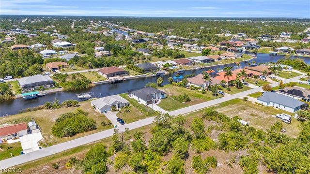 9402 Arrid CIR, Port Charlotte, FL 33981