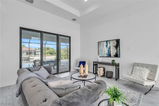 9402 Arrid CIR, Port Charlotte, FL 33981